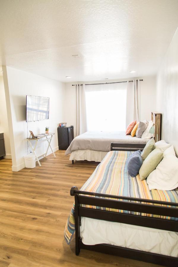 Bed & Breakfast Happy Trails